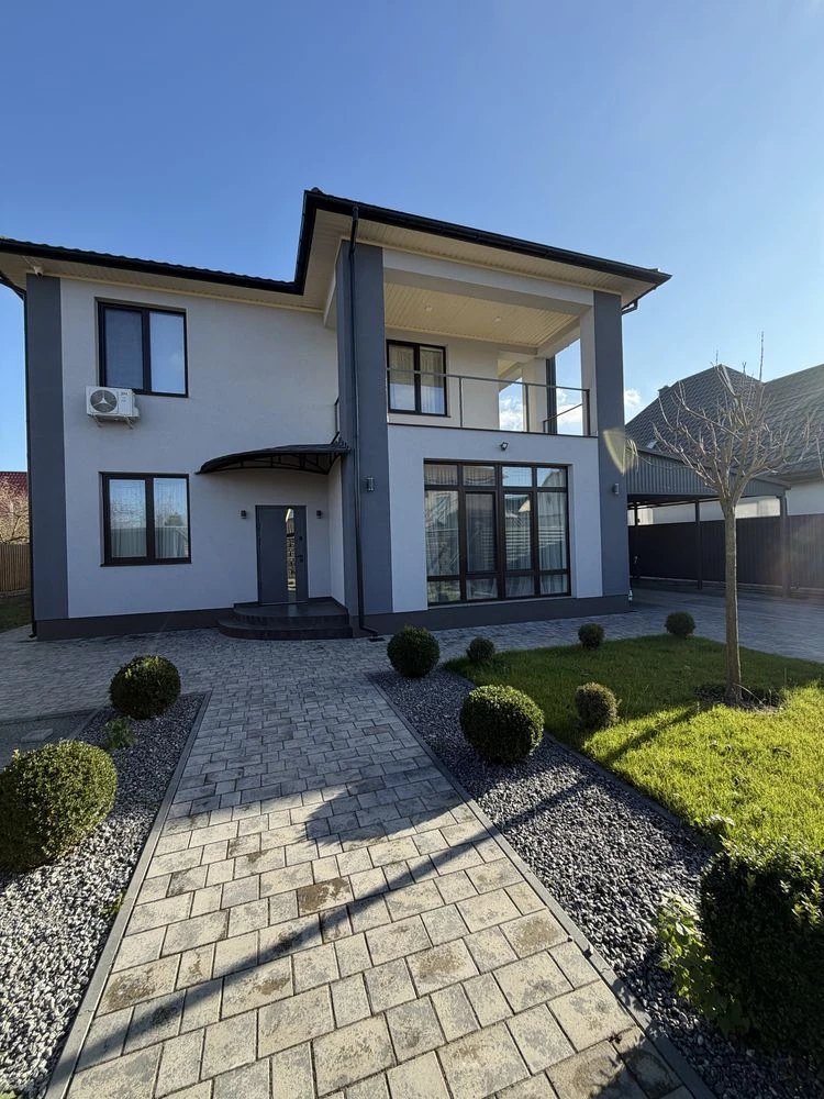 Продаж сучасного БУДИНКУ (270 м²) м. Славута