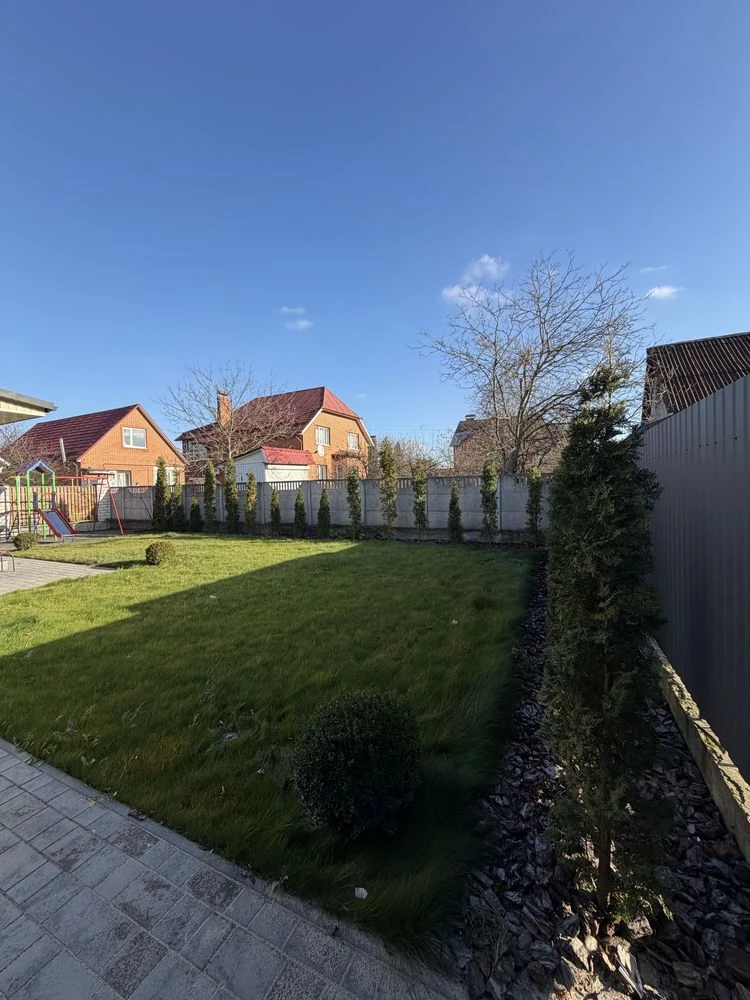 Продаж сучасного БУДИНКУ (270 м²) м. Славута