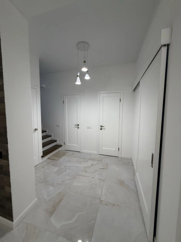 Продаж сучасного БУДИНКУ (270 м²) м. Славута
