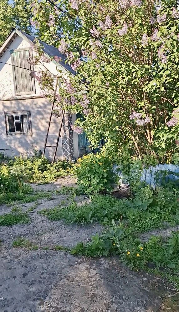Продається половина будинку