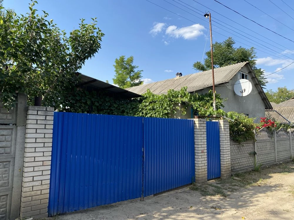 Продам будинок в приватному секторі