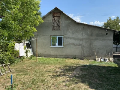 Продам будинок в приватному секторі