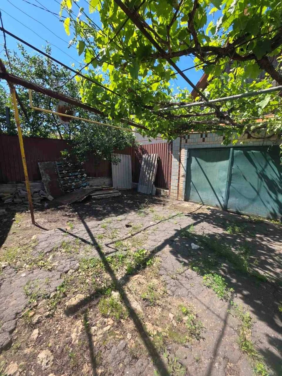 Продам 2-поверховий будинок у Роздільній — 90 кв.м + 20 сото
