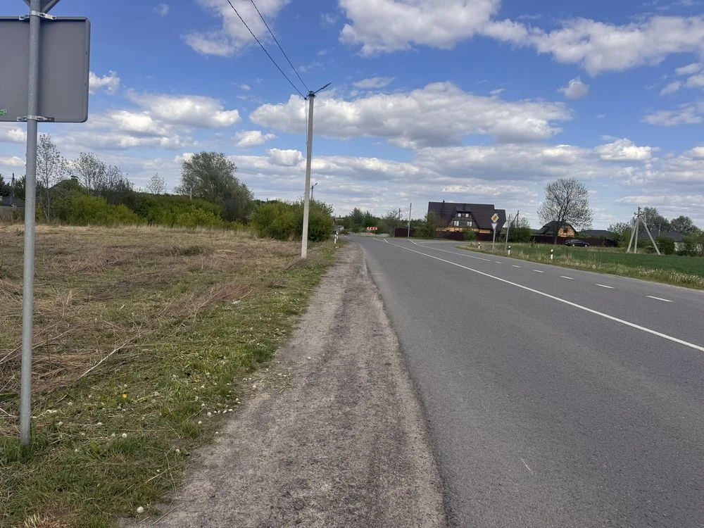 Фасадна комерційна ділянка 20 соток