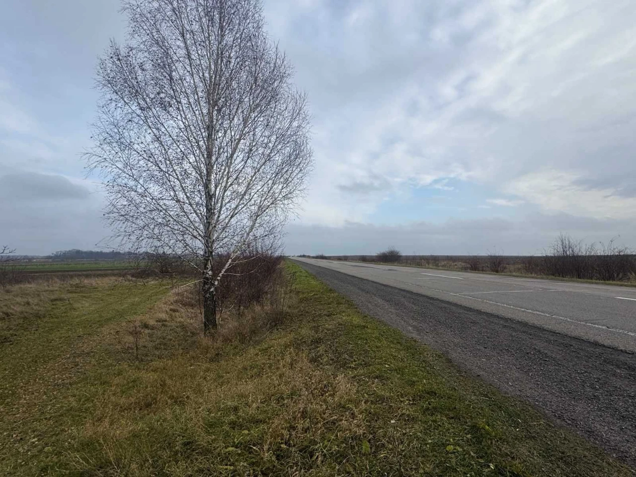 Земельна ділянка біля  траси Е373 Київ-Варшава