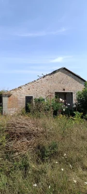 Земельна ділянка на трасі Київ - Варшава.