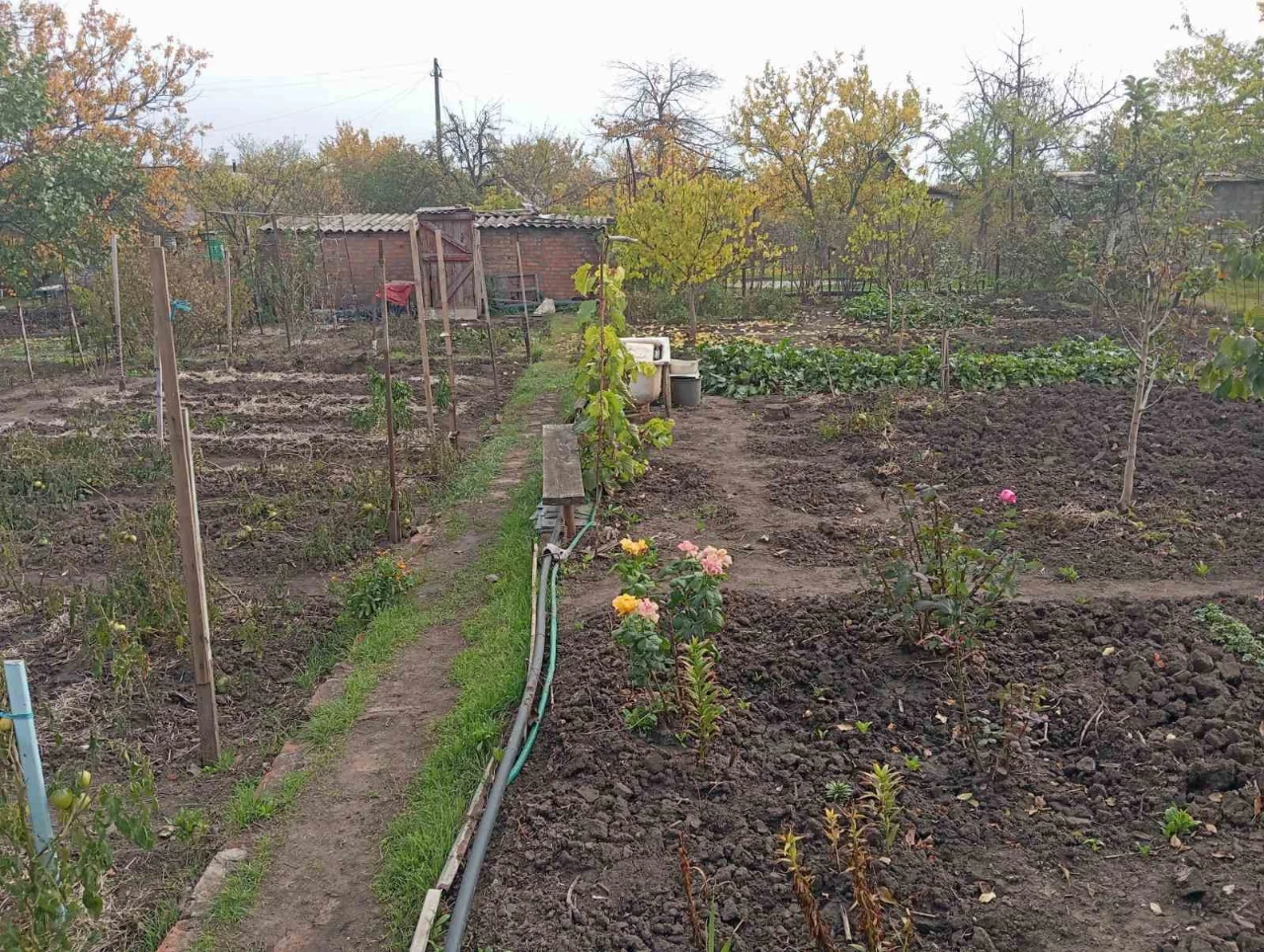 Продам дачний участок