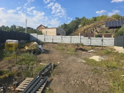 Продам участок 10 соток із власним пляжем біля парку «Правда