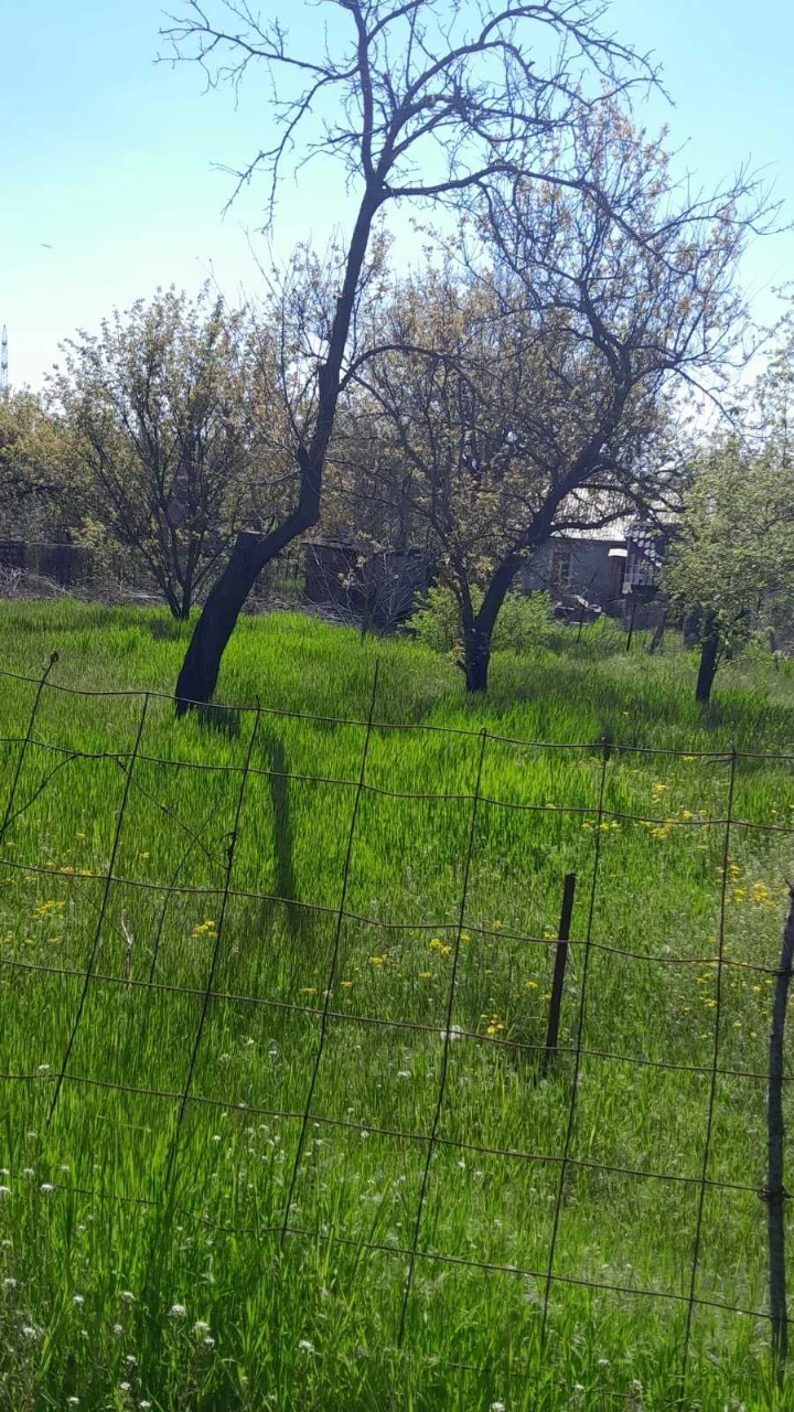 Продаеться ділянка в місті.