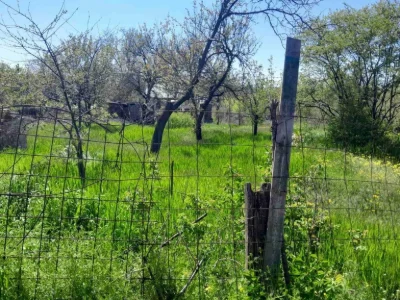 Продаеться ділянка в місті.