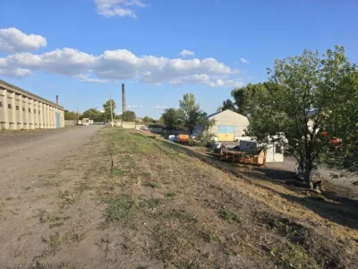 Продам промышленную базу со складами  (от собственника)