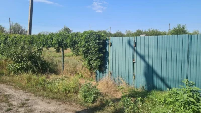 Продам дачу (3 участка по 4 сотки каждая)