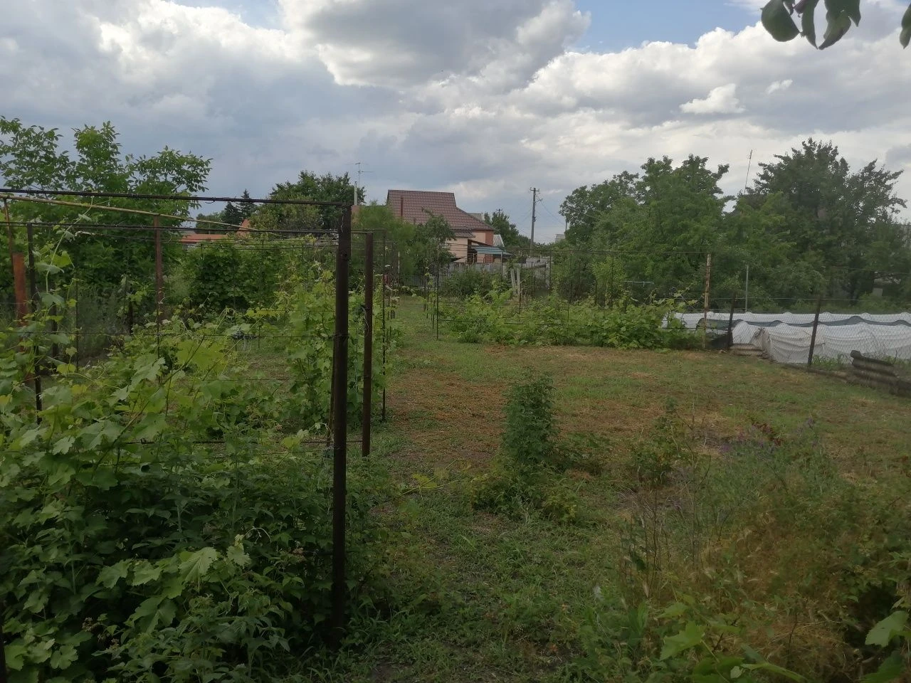 Продам участок земли. р-й "Иновационной клиники"