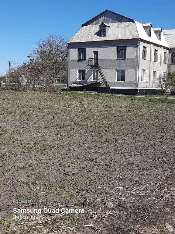 Продам земельну ділянку в центрі села Никонівка,Бердичівськи