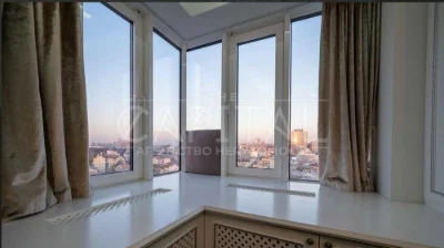 An exclusive apartment is offered in the business-class residential complex “Royal Tow