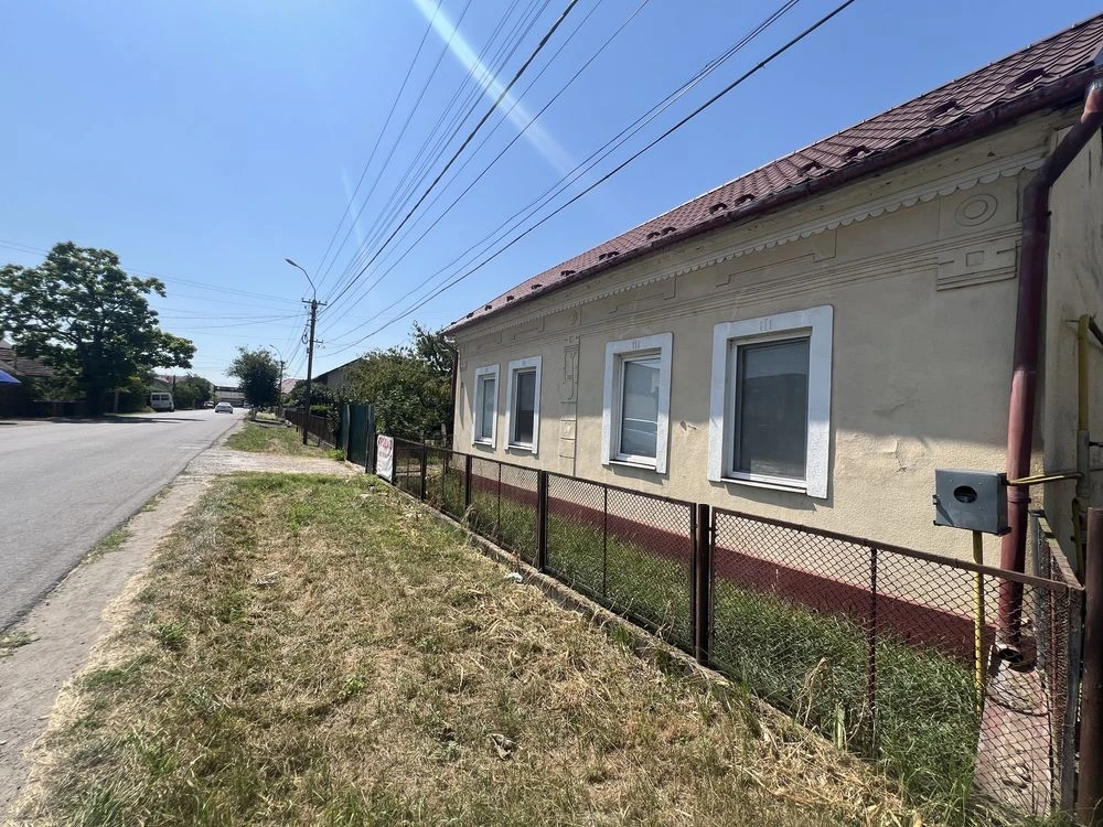Продається ділянка 53 сот у центральній частині м. Винограді