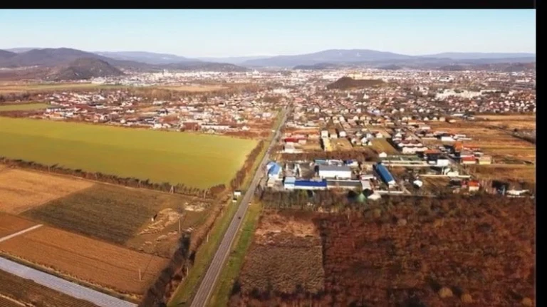Комерційна ділянка під бізнес 3га +