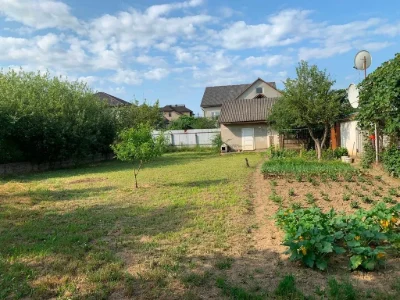 Продам участок ззаду АТП