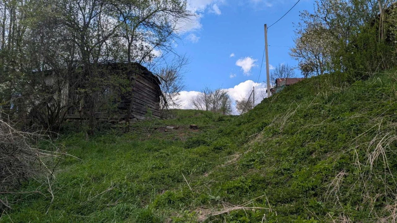 Продаж ділянки в м. Долина