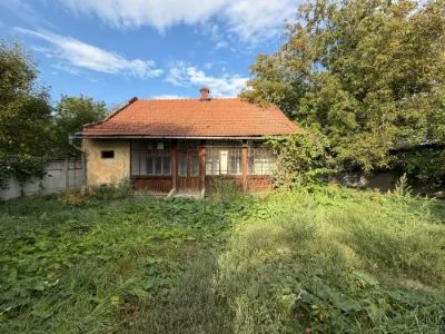 Земельна ділянка по вулиці Карпатській.