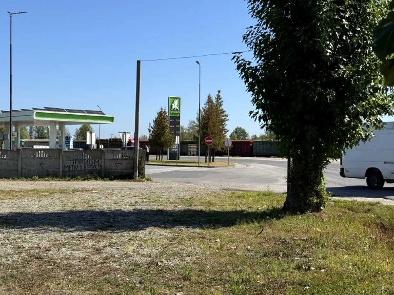 Ділянка. Надвірна, Вокзальна