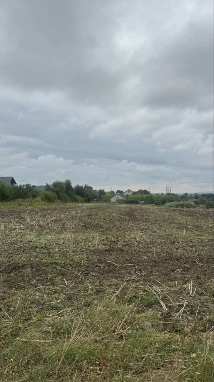 Продам земельну ділянку під забудову