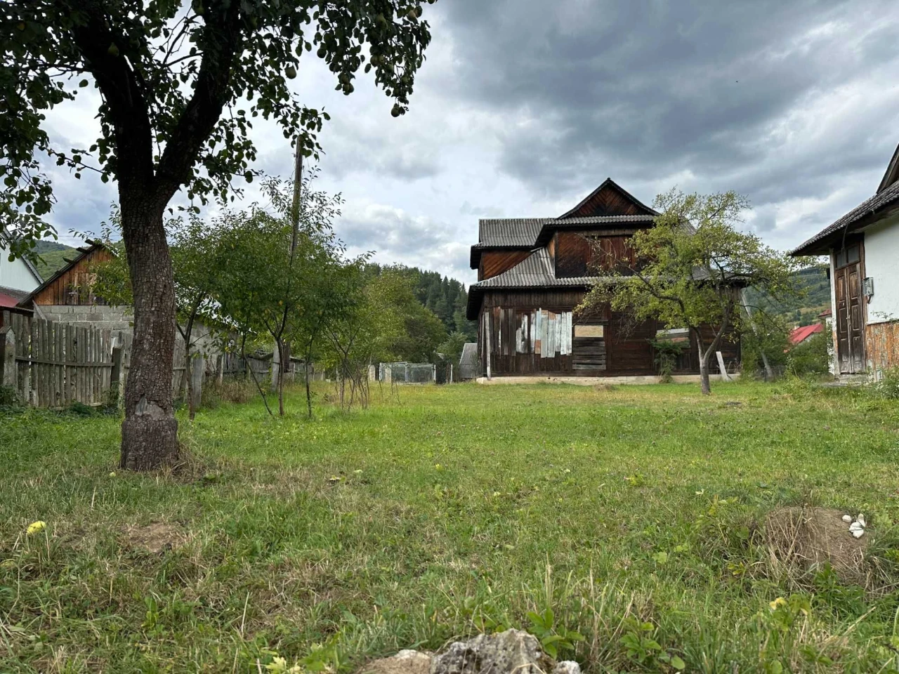 Продаж. Будинки. Ділянка 20 сотих. Перспектива.  м. Яремче,