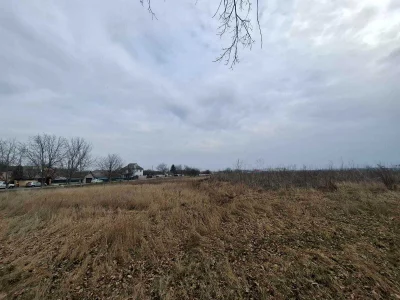 1,6 га фасад під комерцію