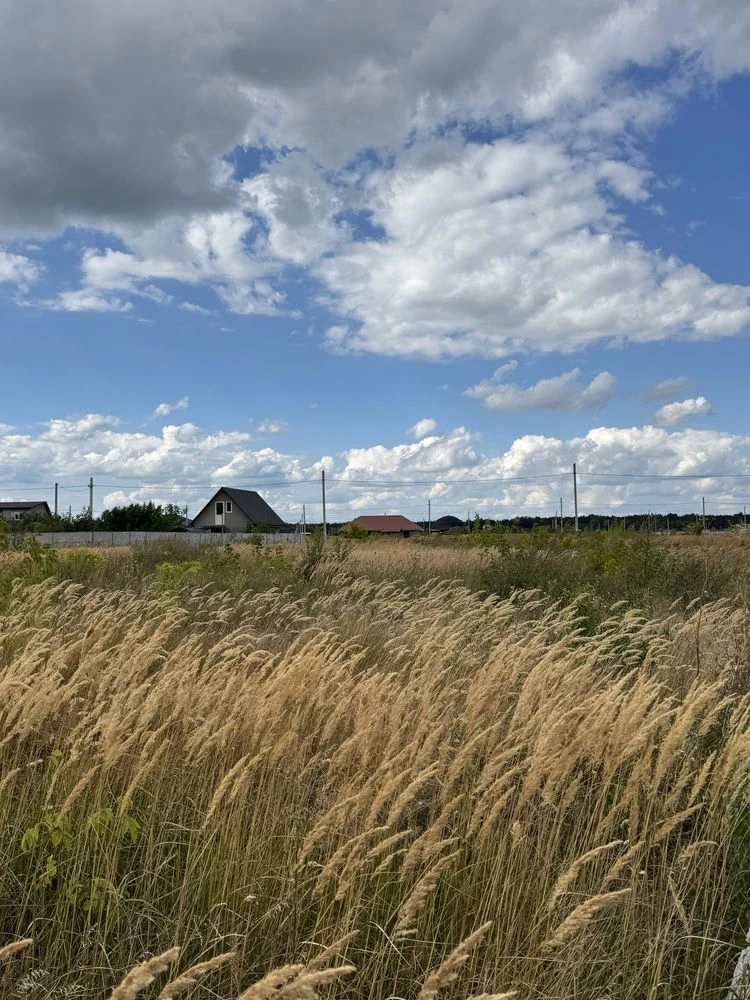 Продаж земельної ділянки на Військбуді 10 сот є світло