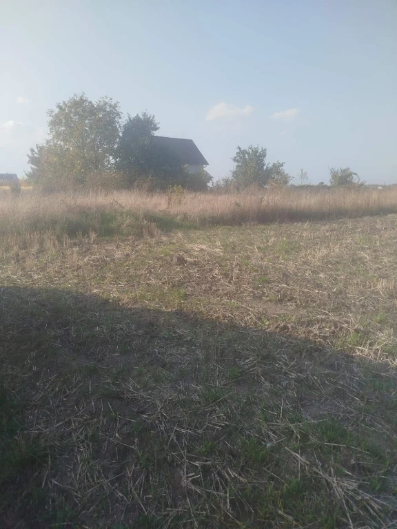 Продам участок в селі Трушки