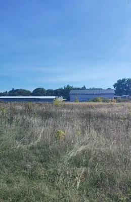 Продам земельну ділянку на Військбуді
