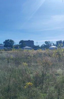 Продам земельну ділянку на Військбуді