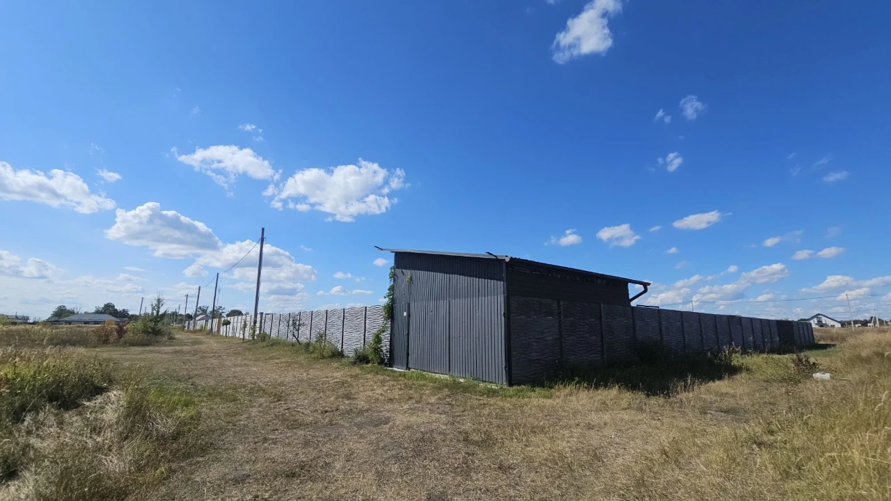 Продаж земельної ділянки 10 соток Воєнстрой