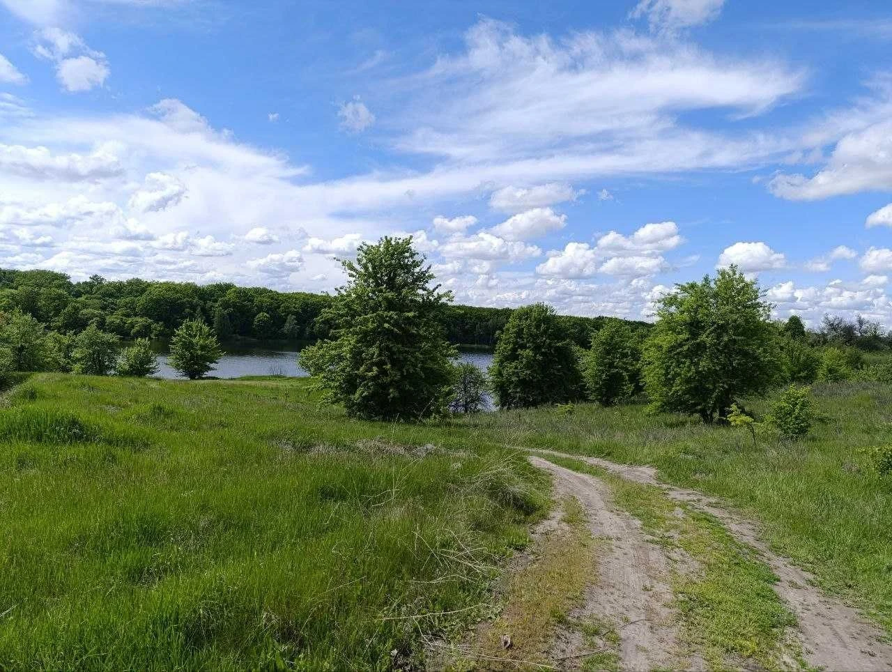 Продам земельну ділянку с. Глибічка, 10 км від м.Біла Церква