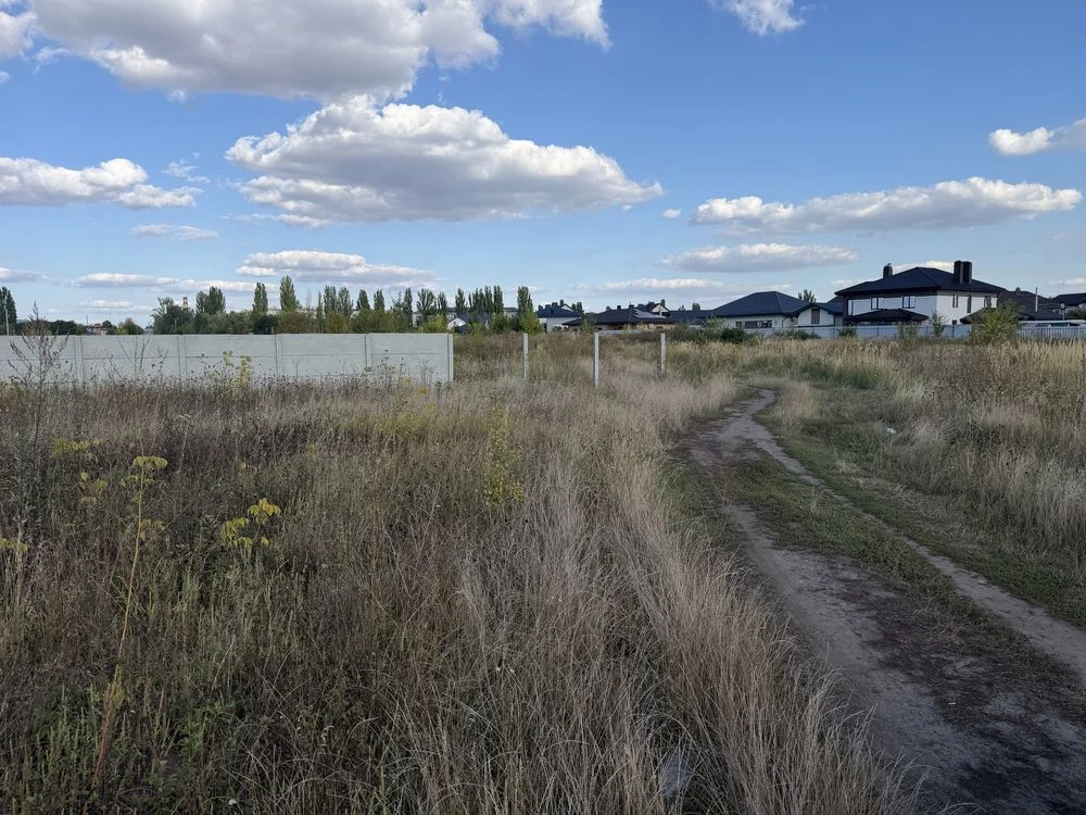 Військбуд поряд з Піонерською