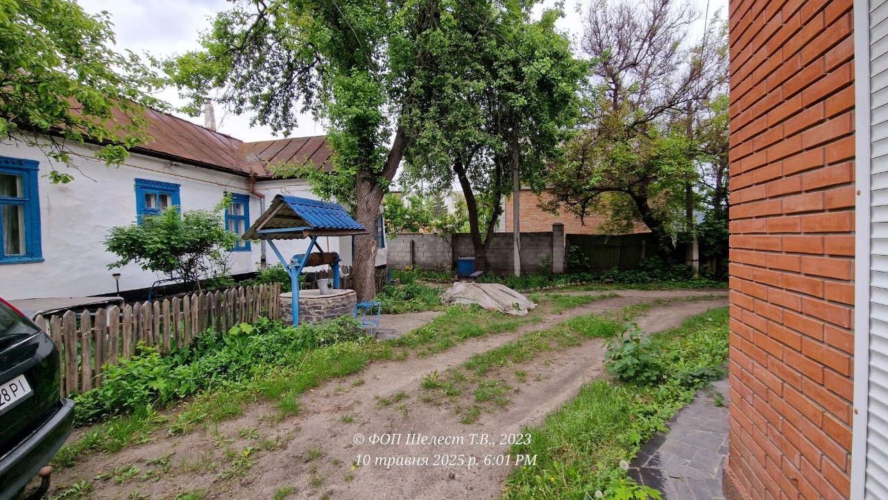 Ділянка на фасаді б-ру Олександрійський