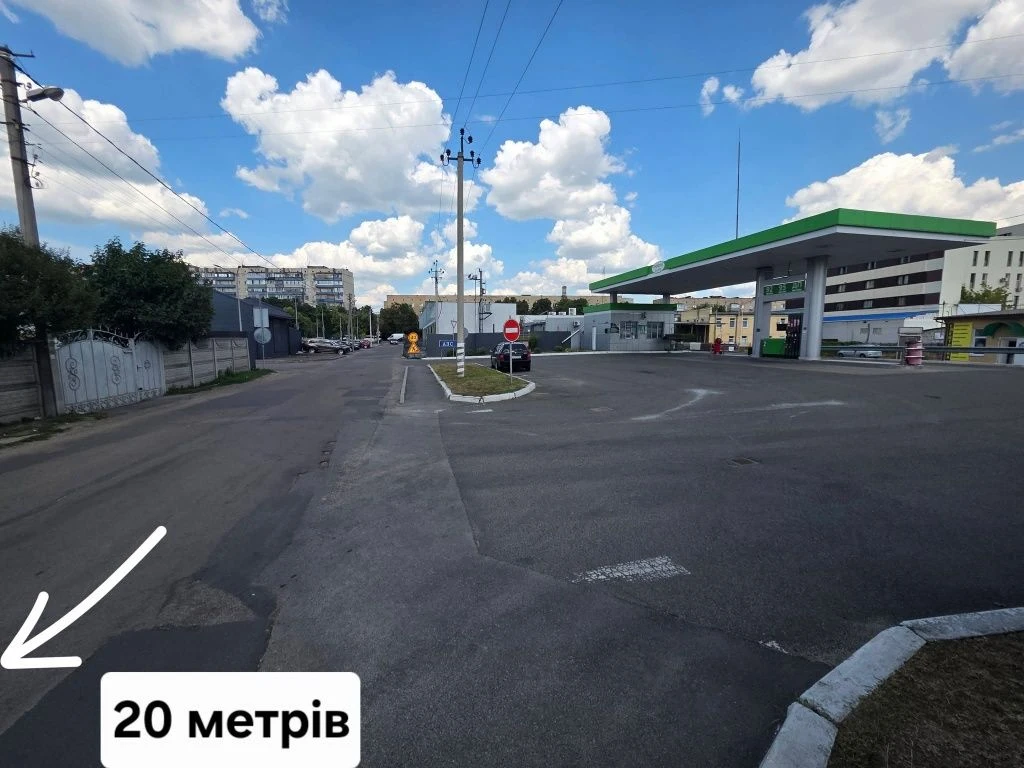 Ділянка біля нового Сільпо 9.38 соток
