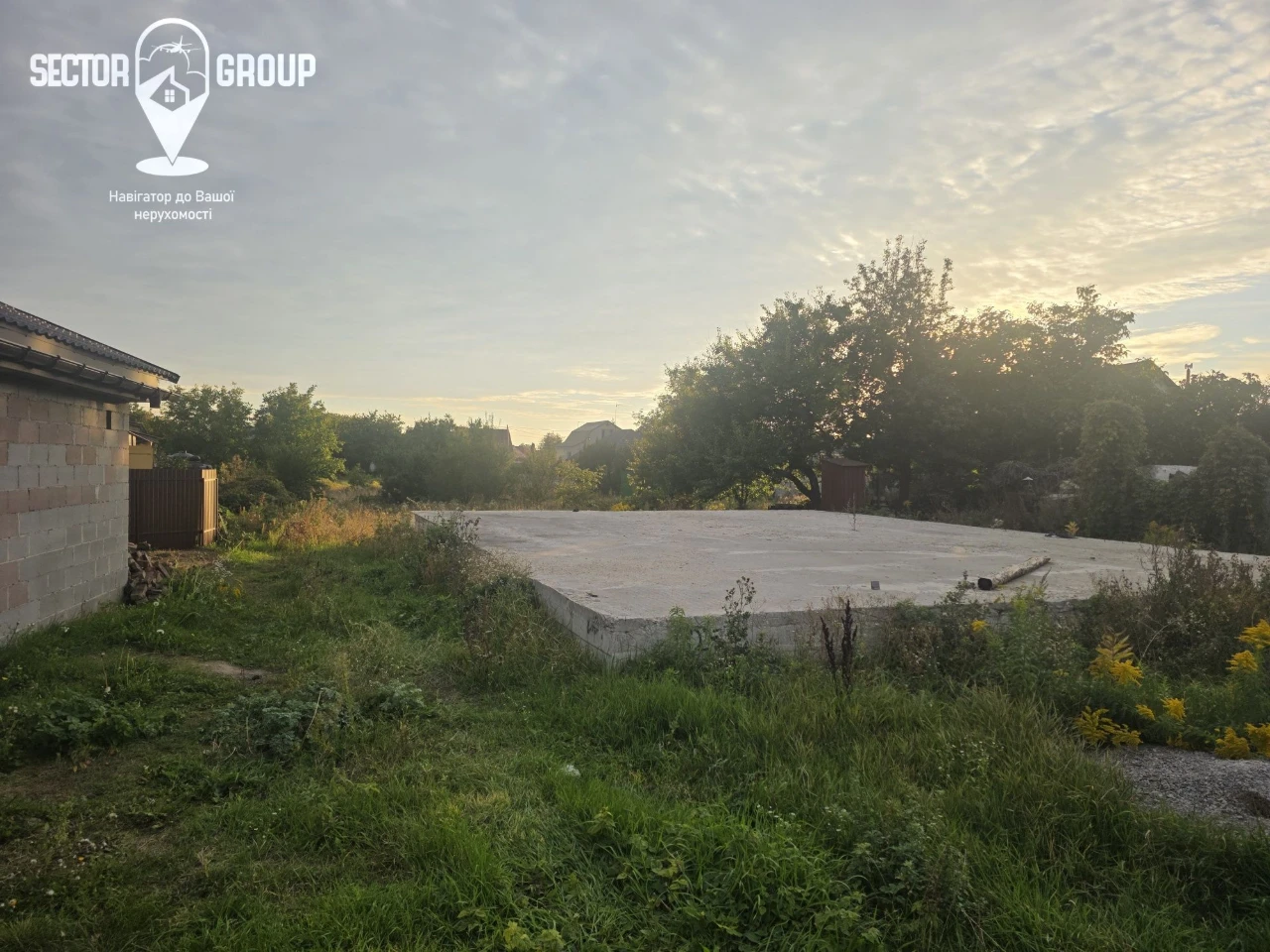 Центр. єВідновлення. Район лікарні 10 соток.