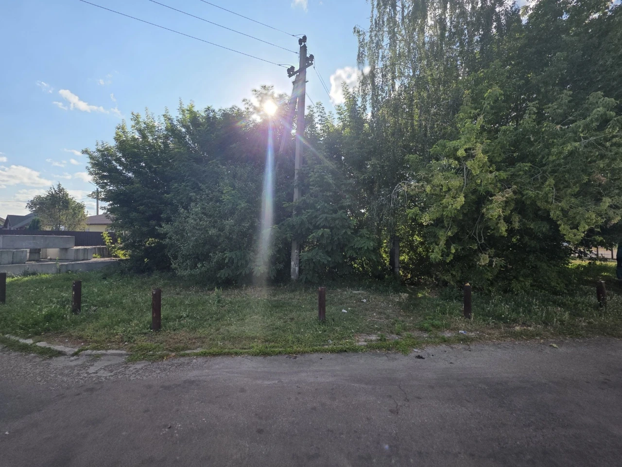 Київський Шлях. 7 соток кутові біля автовокзалу.