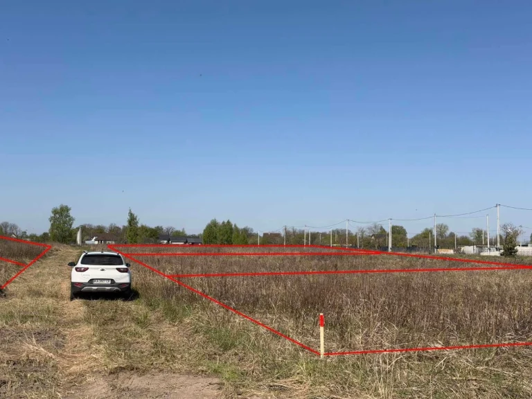 продам гарну ділянку 7 соток в Борисполі