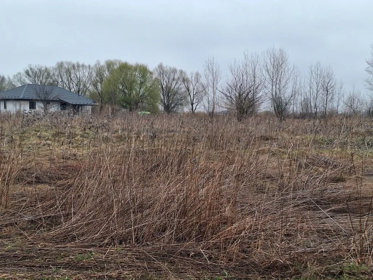 Земельна ділянка 10 соток 25 м на 40 вул Р.Окіпної м.Бориспі