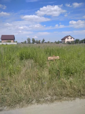 Продам зем,  в Борисполі та гараж