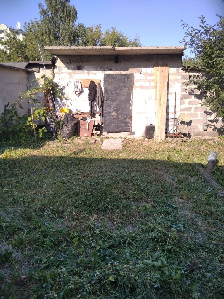 Продам зем,  в Борисполі та гараж
