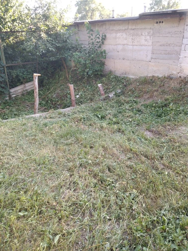 Продам зем,  в Борисполі та гараж