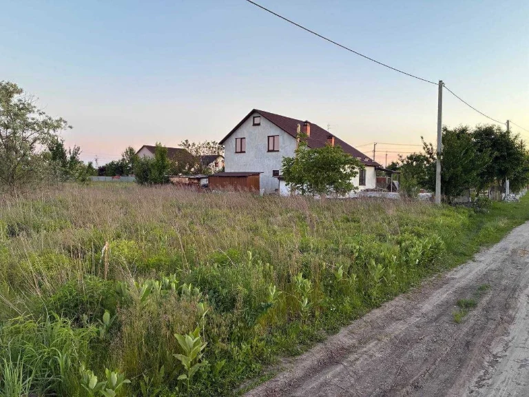 Земельна ділянка 5 соток