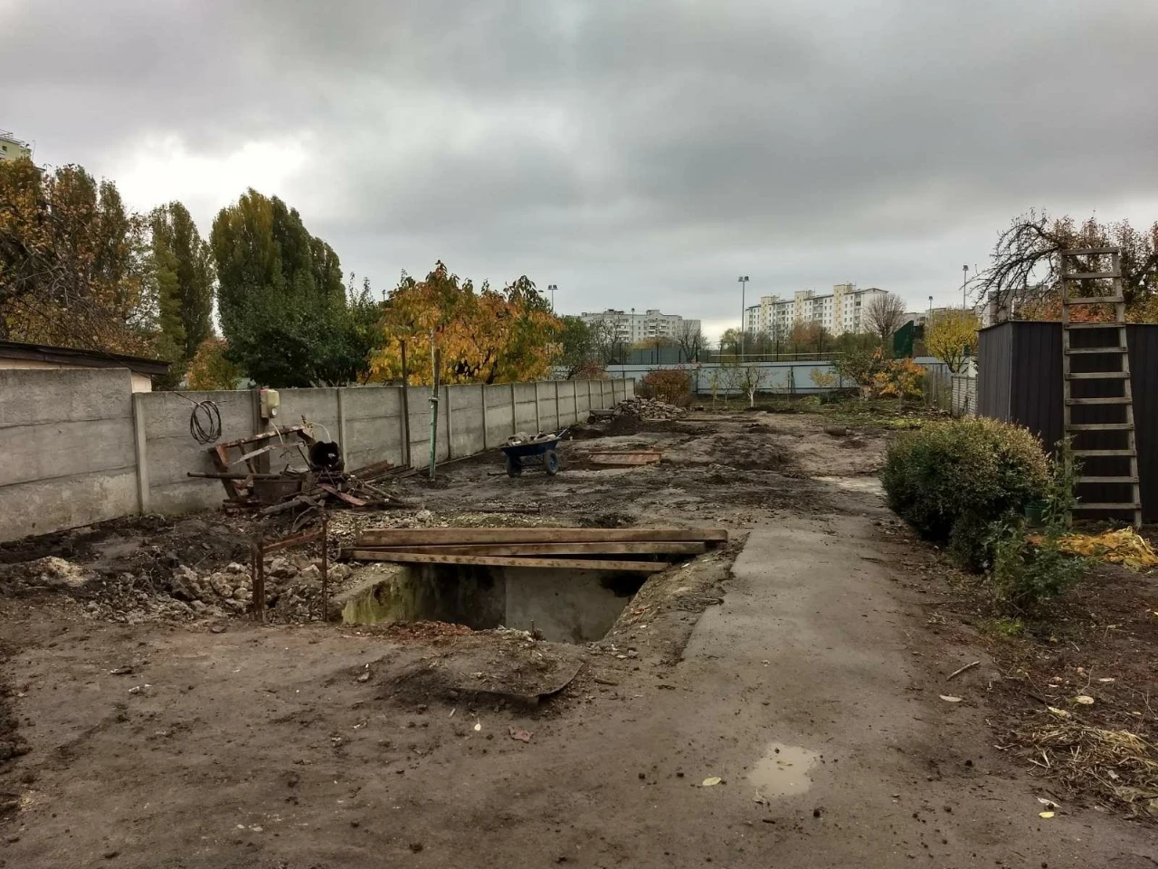 Продам участок в начале г. Борисполь 6 соток