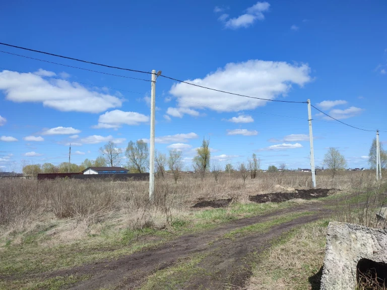 на 2 будинки кутова 10сот. вул. В.Антоновича (кол.М.Цвєтаєво