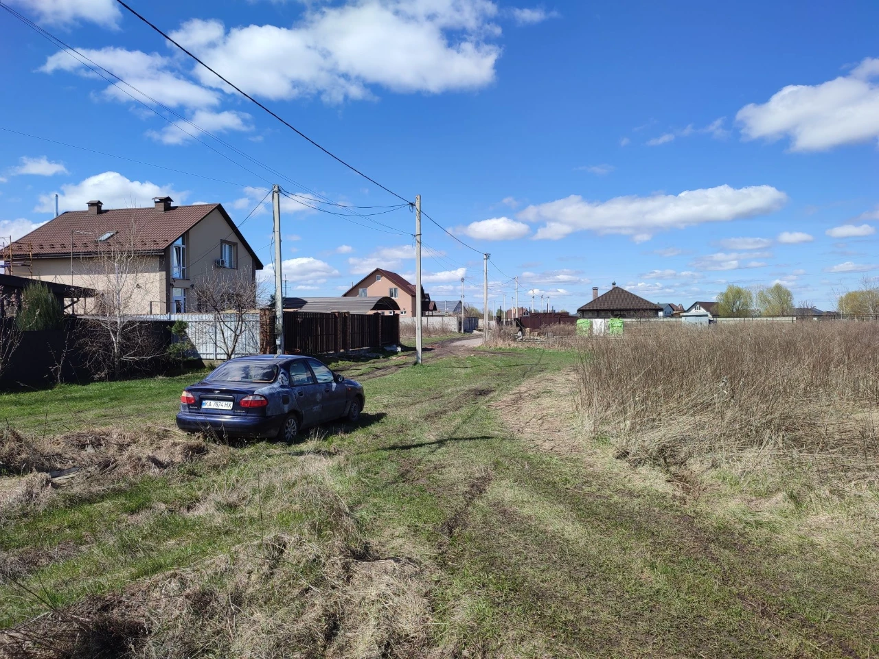 на 2 будинки кутова 10сот. вул. В.Антоновича (кол.М.Цвєтаєво