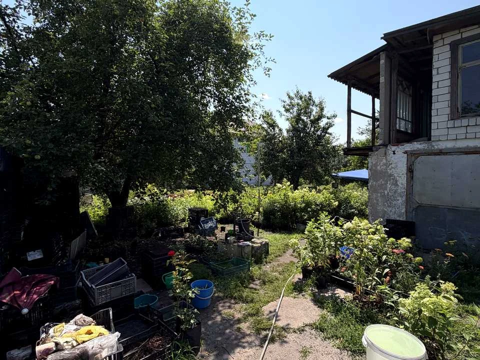 Ділянка. Бровари, Академіка Амосова вул.