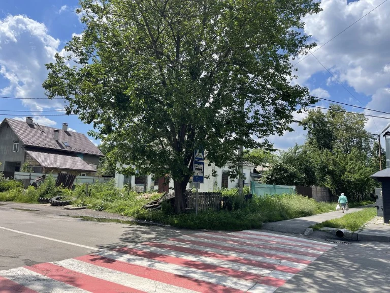 Ціну знижено! Бровари Продаж фасадноі кутовоі ділянки